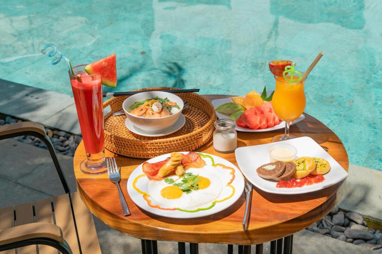 Sala Tuy Hoa Beach Hotel Exterior photo
