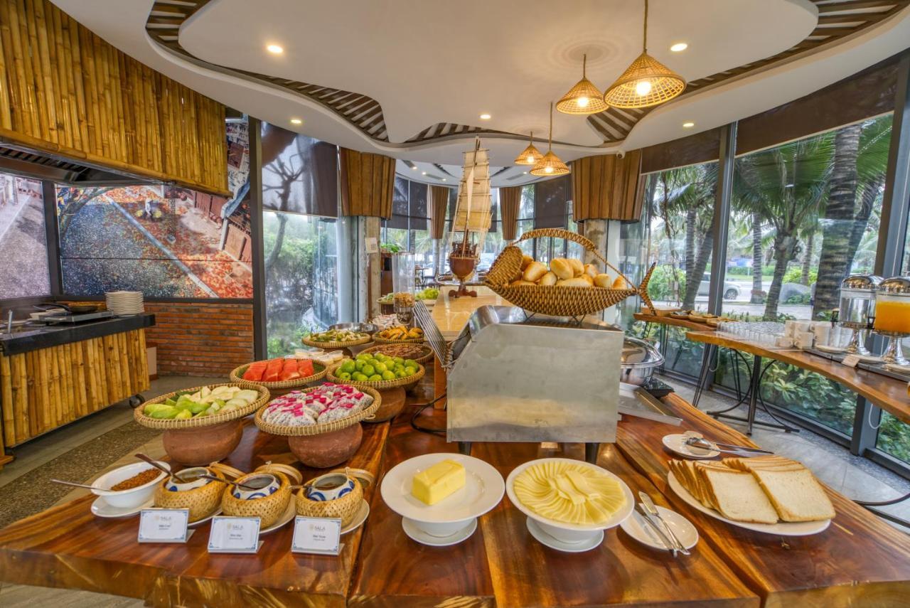 Sala Tuy Hoa Beach Hotel Exterior photo