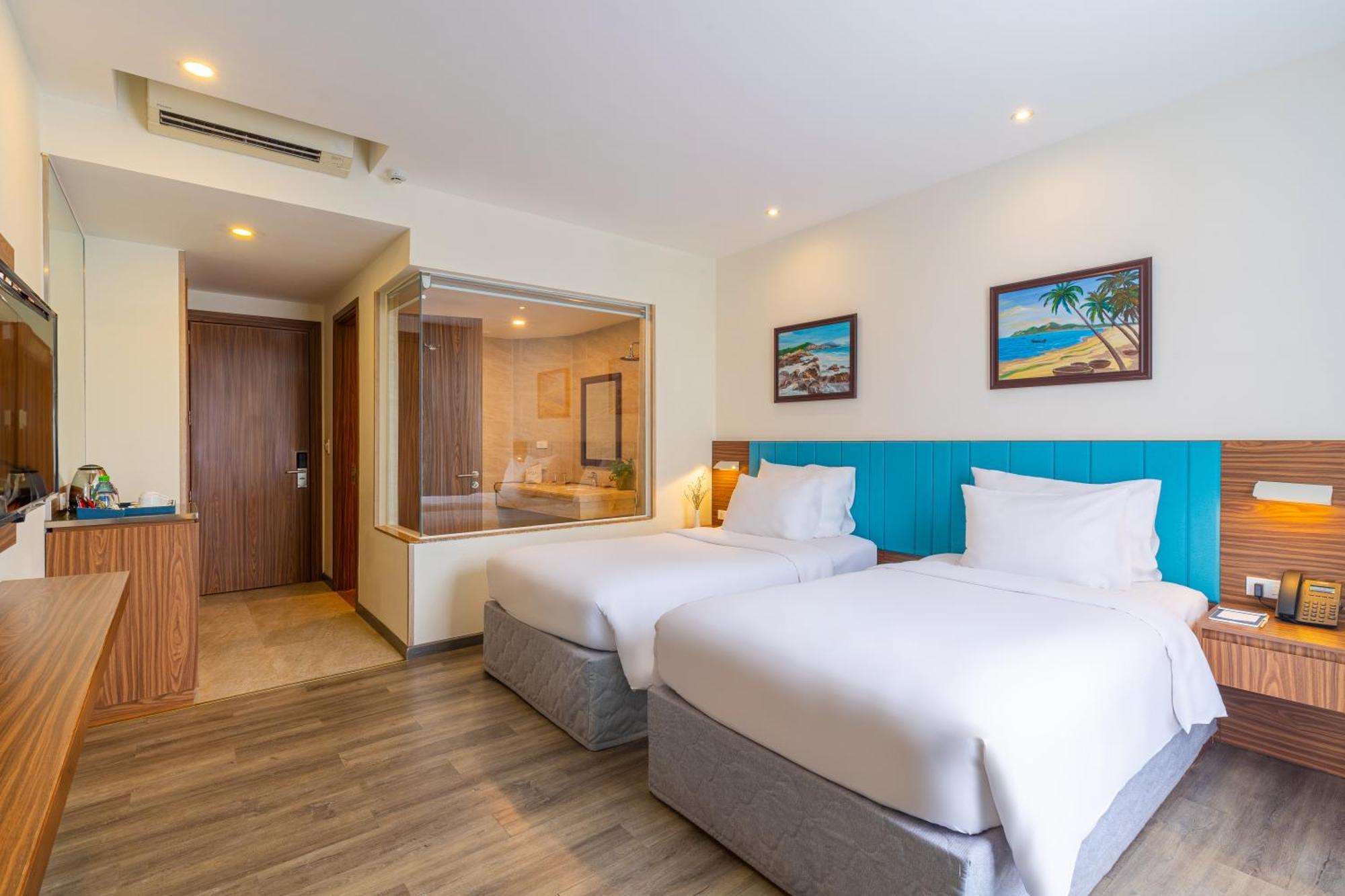 Sala Tuy Hoa Beach Hotel Exterior photo